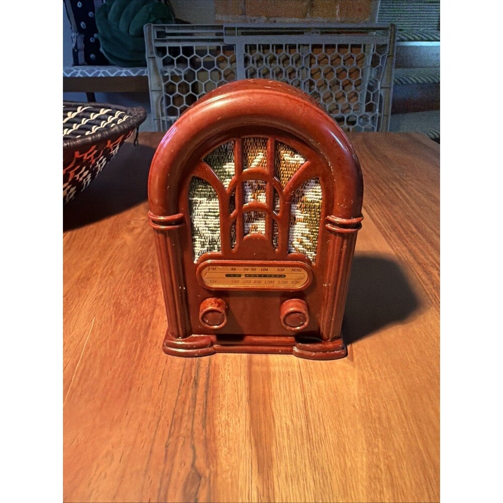 Vintage Retro Jukebox AM/FM Portable Battery Operated Radio Works!